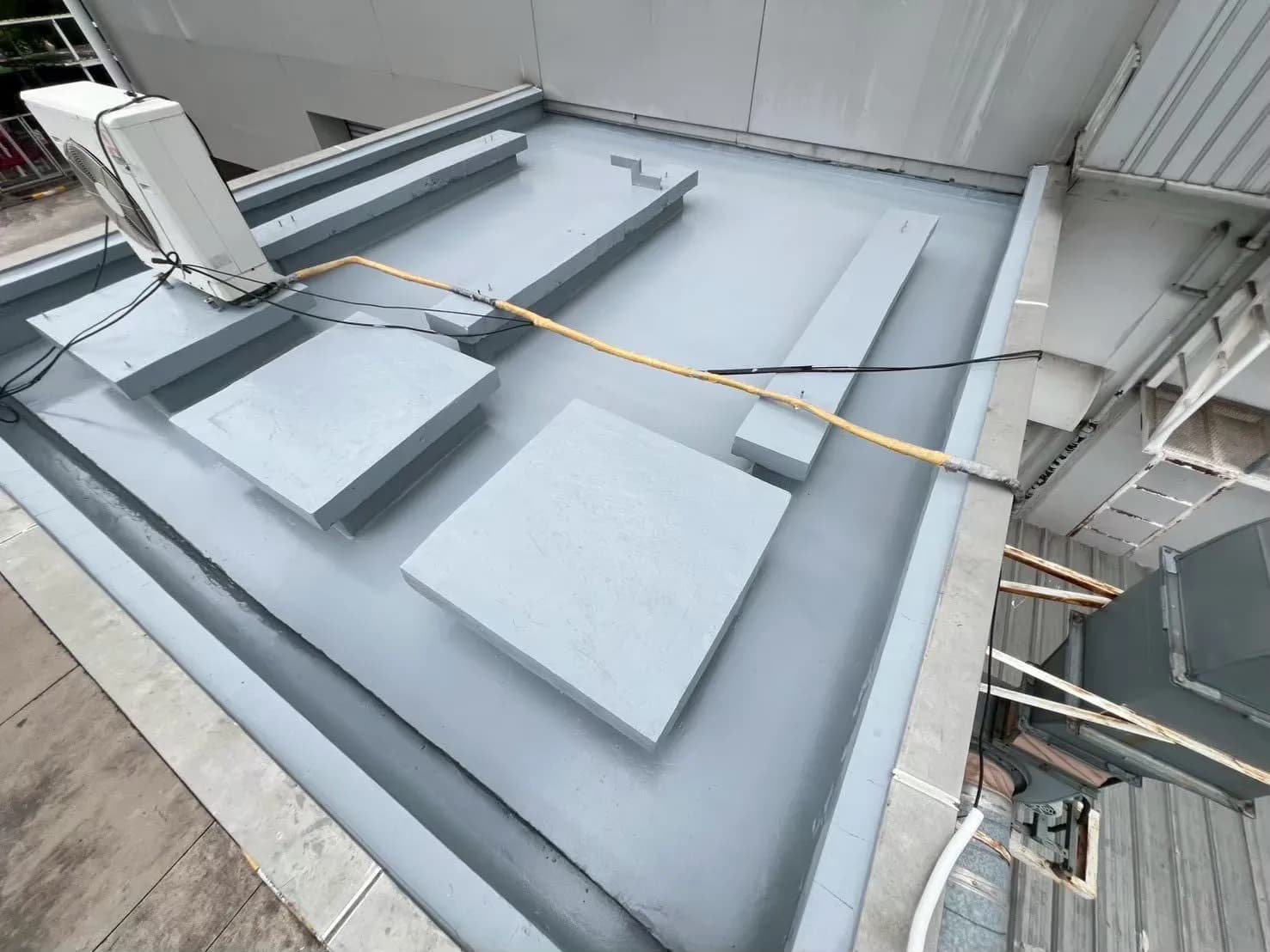 Polyurethane (PU)